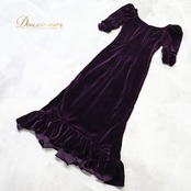 フラダンス 衣装 u'ino! ウイノ ワンピース ドレス パープル系 ハワイ製 ワンカラー ベロア 無地 光沢 フリル シャーリング 上品 きれい 高級感 かわいい 華やか 鮮やか 明るい エレガント 紫 ハワイアン アロハ フラ ダンス レッスン 練習