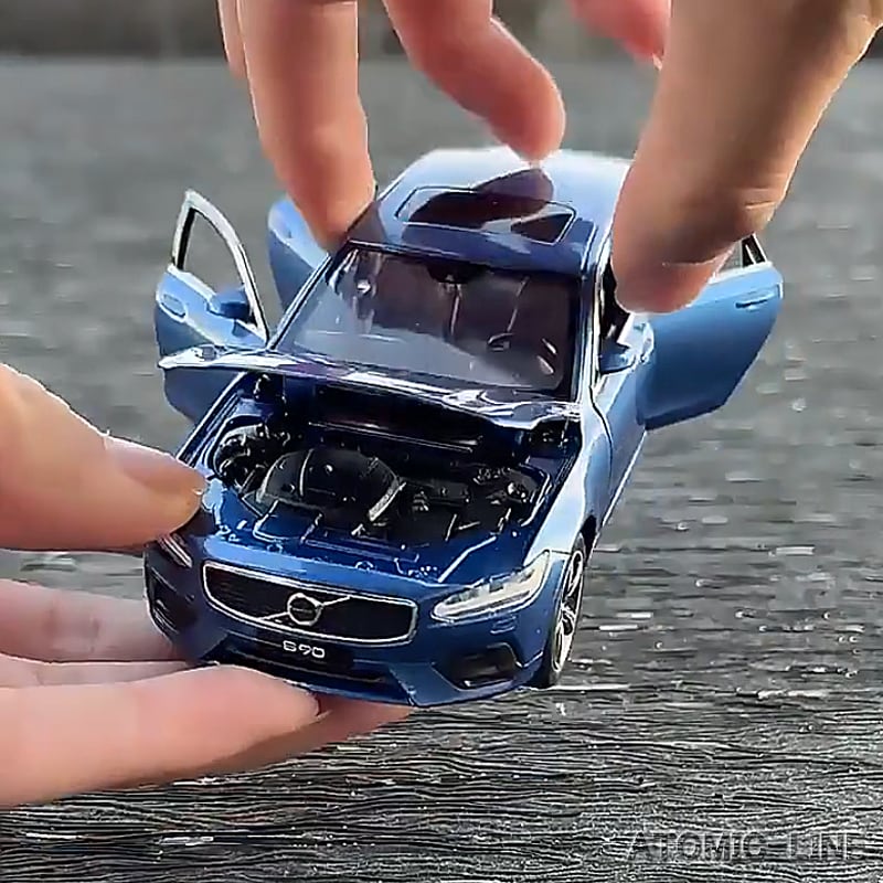 VOLVO ボルボ S90 1/32 ミニカー 全5色 ライト点灯 エンジンサウンド