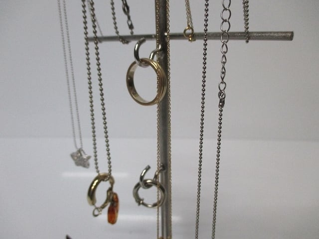 リング、指輪、ネックレススタンド 木製リングスタンド付き | 腕時計