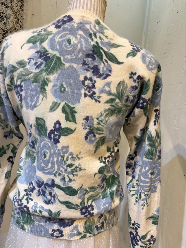 blue rose print sweater