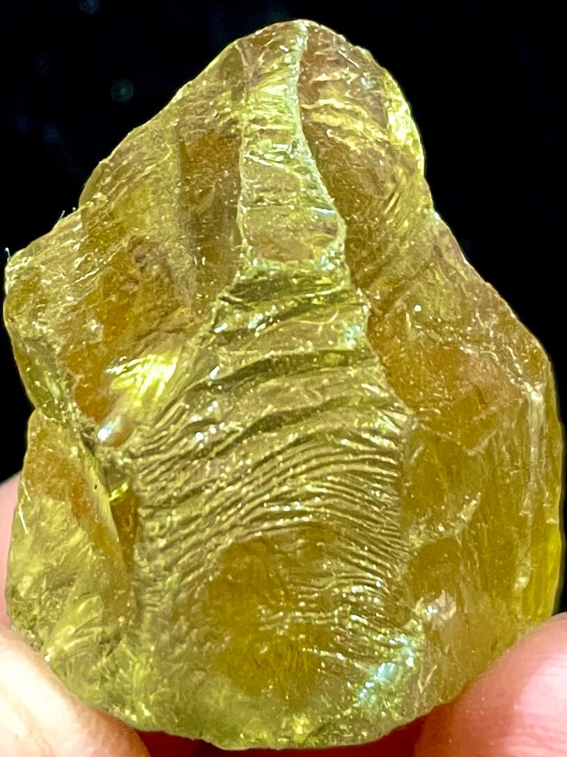 30) 変化・変容「オウロベルデ」原石