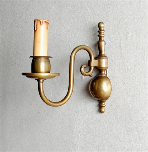 フランス買い付け 真鍮 ウォールライト スコンス キャンドル型 燭台 ランプ ブラス 壁付け 照明 アンティーク ig2496