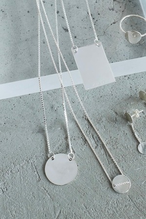 Saskia Diez PAILLETTES NECKLACE ESCAPULARIO