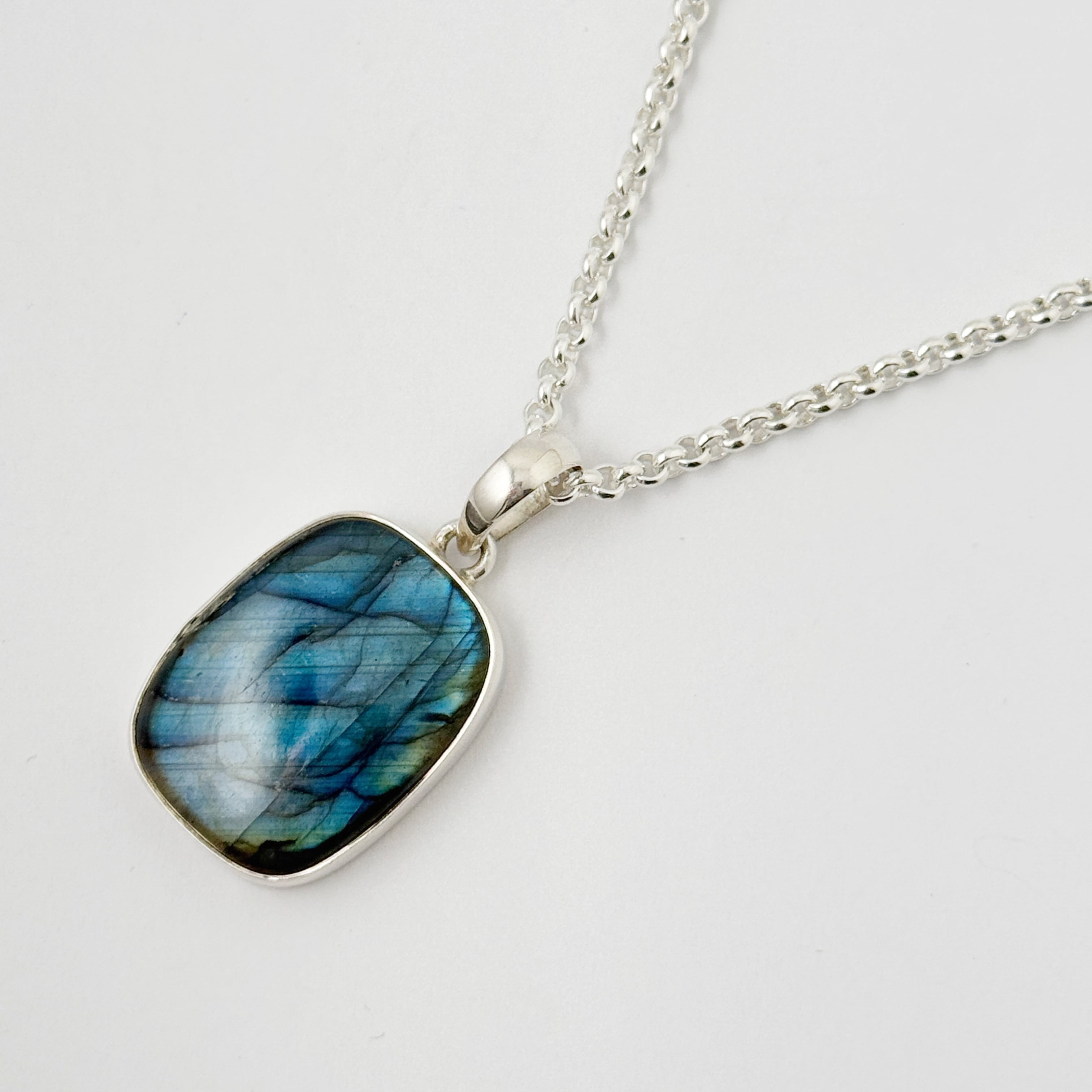 一点物 ラブラドライト レクタングル ペンダント