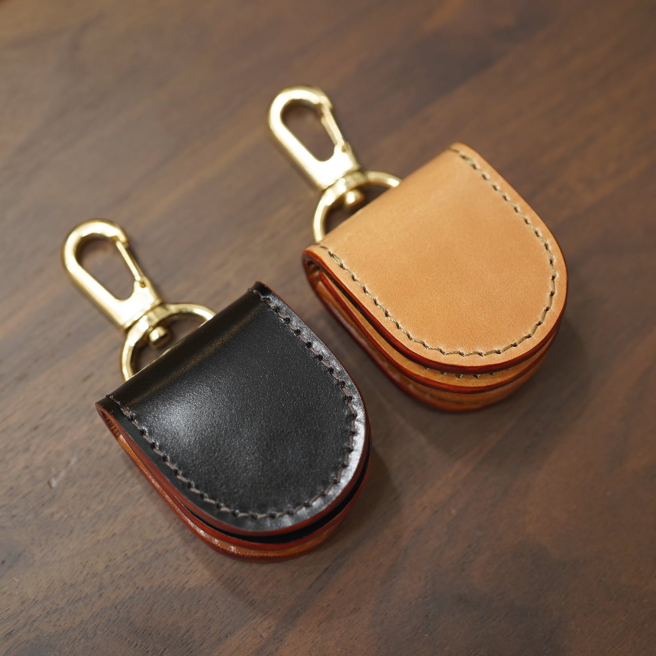 11DROPS 多機能ミニケース サム THUMB 国産コードバン・サドルプルアップ