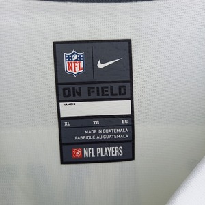 ナイキ　Vネック　フットボールTシャツ　ゲームシャツ　両面プリント　背番号　白