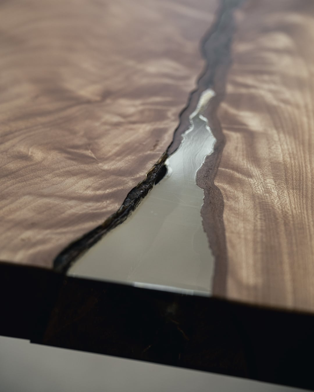 新春特別セール！レジンテーブル/プレミアムグレー/サークル/ハンドメイド/一点物 レジンテーブル/プレミアムグレー/サークル/ハンドメイド/一点物/値引き可