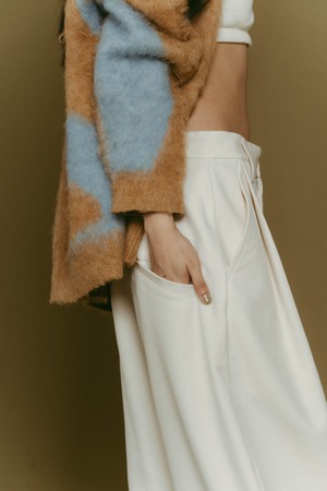 Front Slit Pants / WHITE