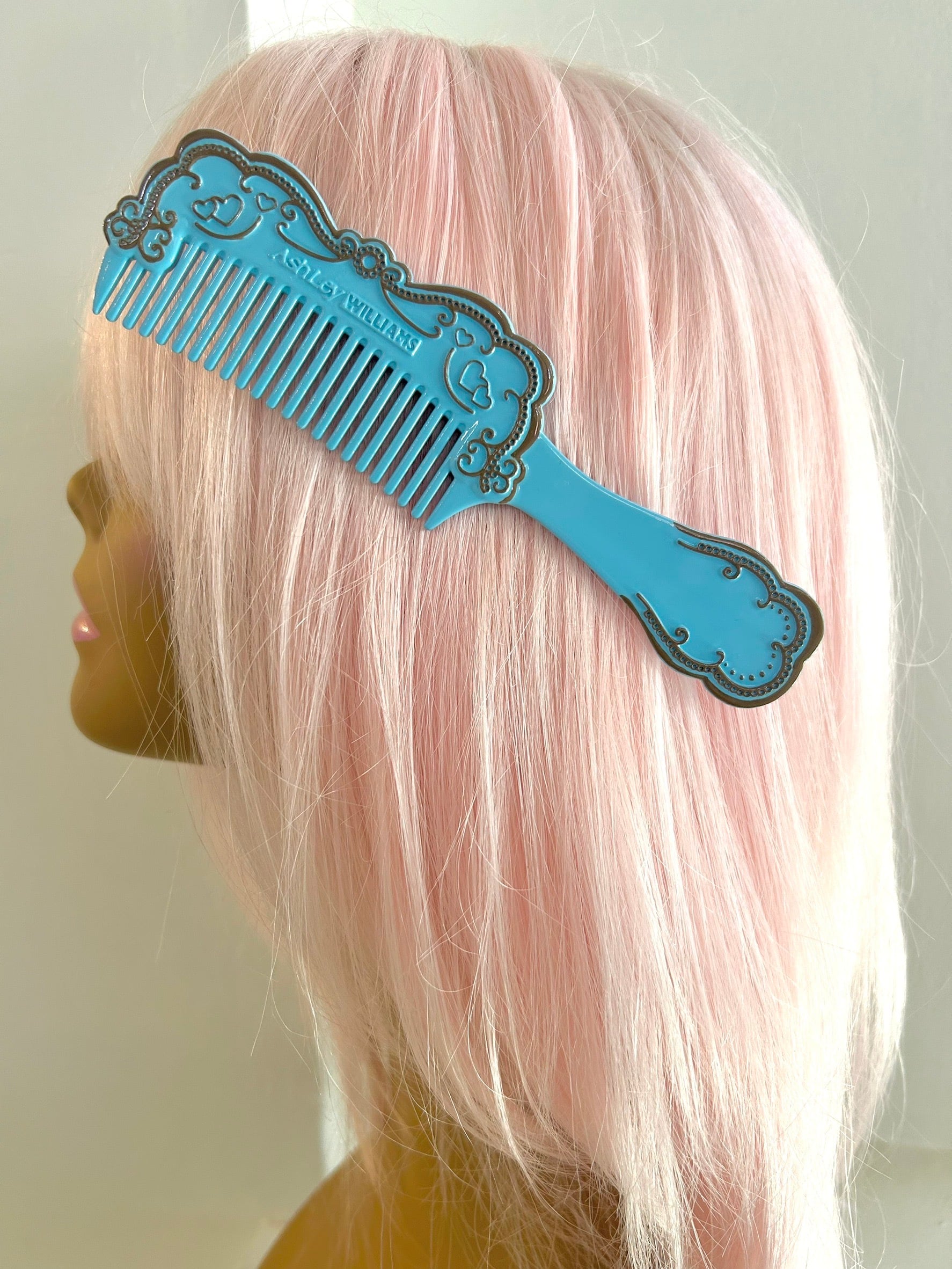 Ashley WILLIAMS cake comb hair clip