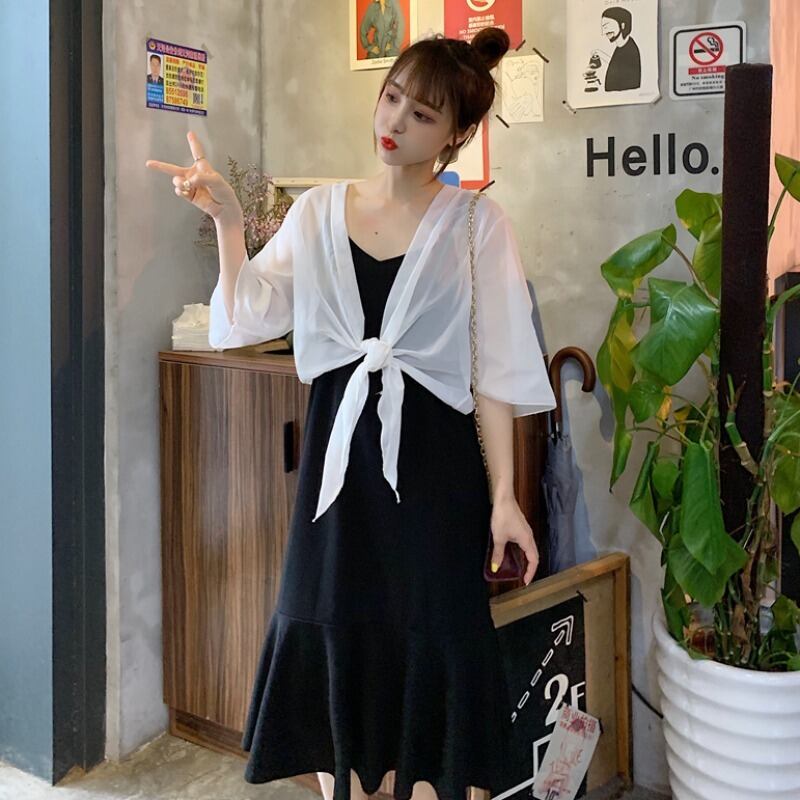 ヘップバーンスタイルのスーツ2020新しい女性の夏の黒いスリングドレスライト成熟した風ルーズ日焼け止めシャツトップ 1号婦人73053203607