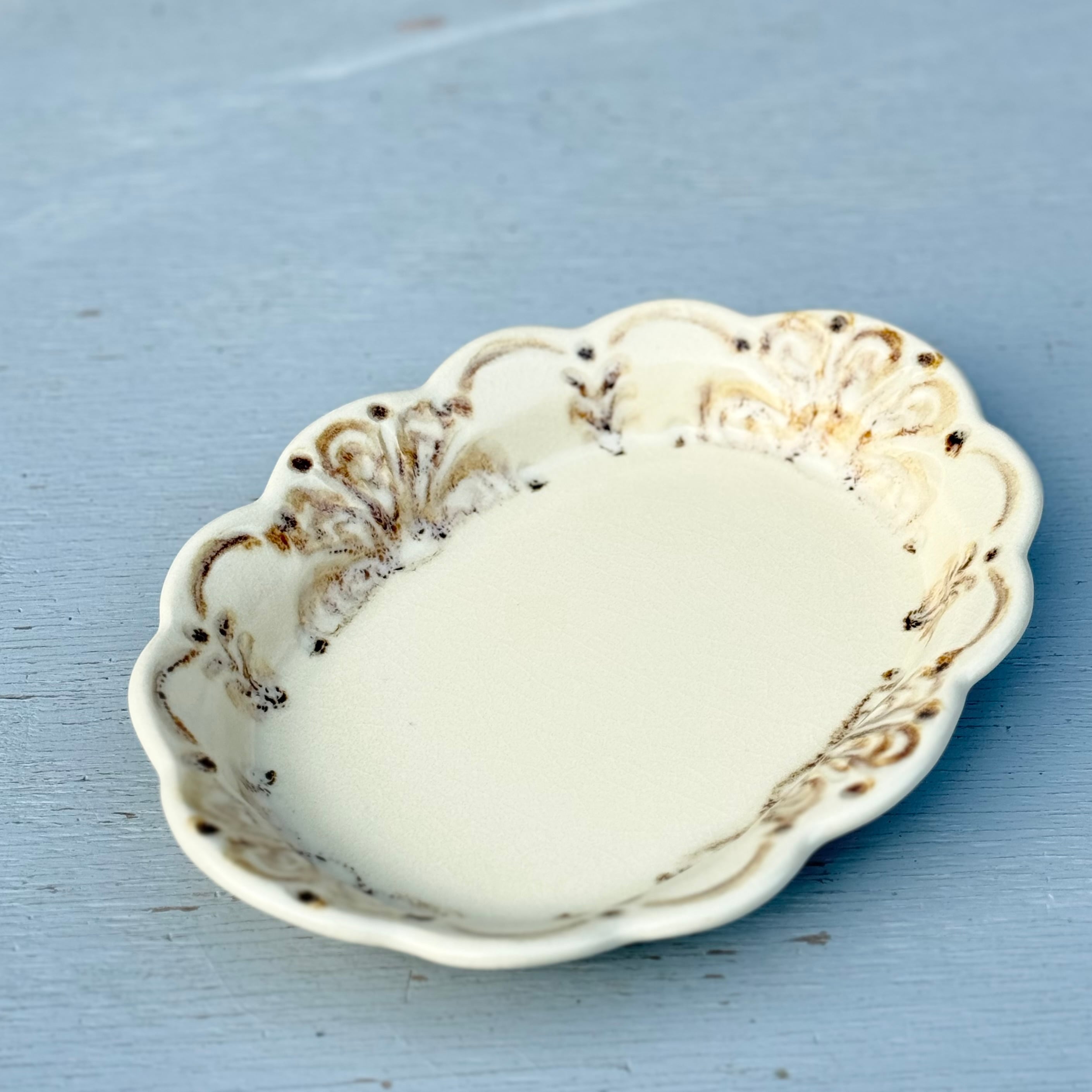 花リムプレートS（リース / ミルク）