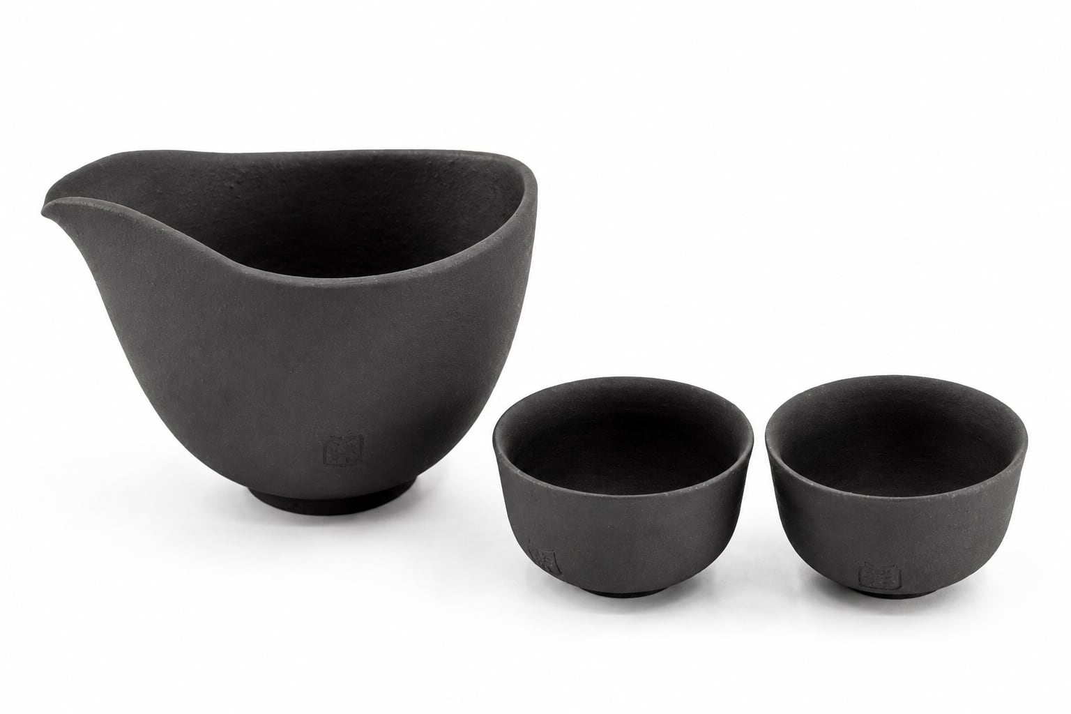 セット販売】片口徳利「英」(判押)・おちょこ×2個 | 瓦製食器[粋瓦]瓦