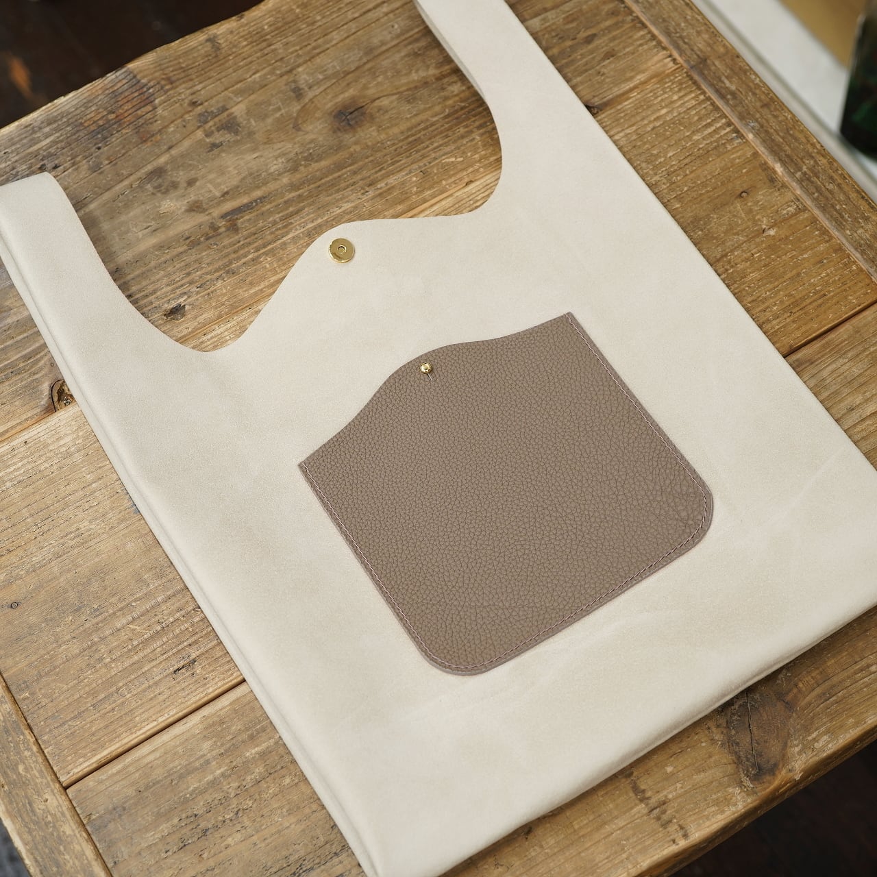 Maison d' Artisan マルシェバッグ ウルトラスエード ベージュ(シュランケンカーフ)