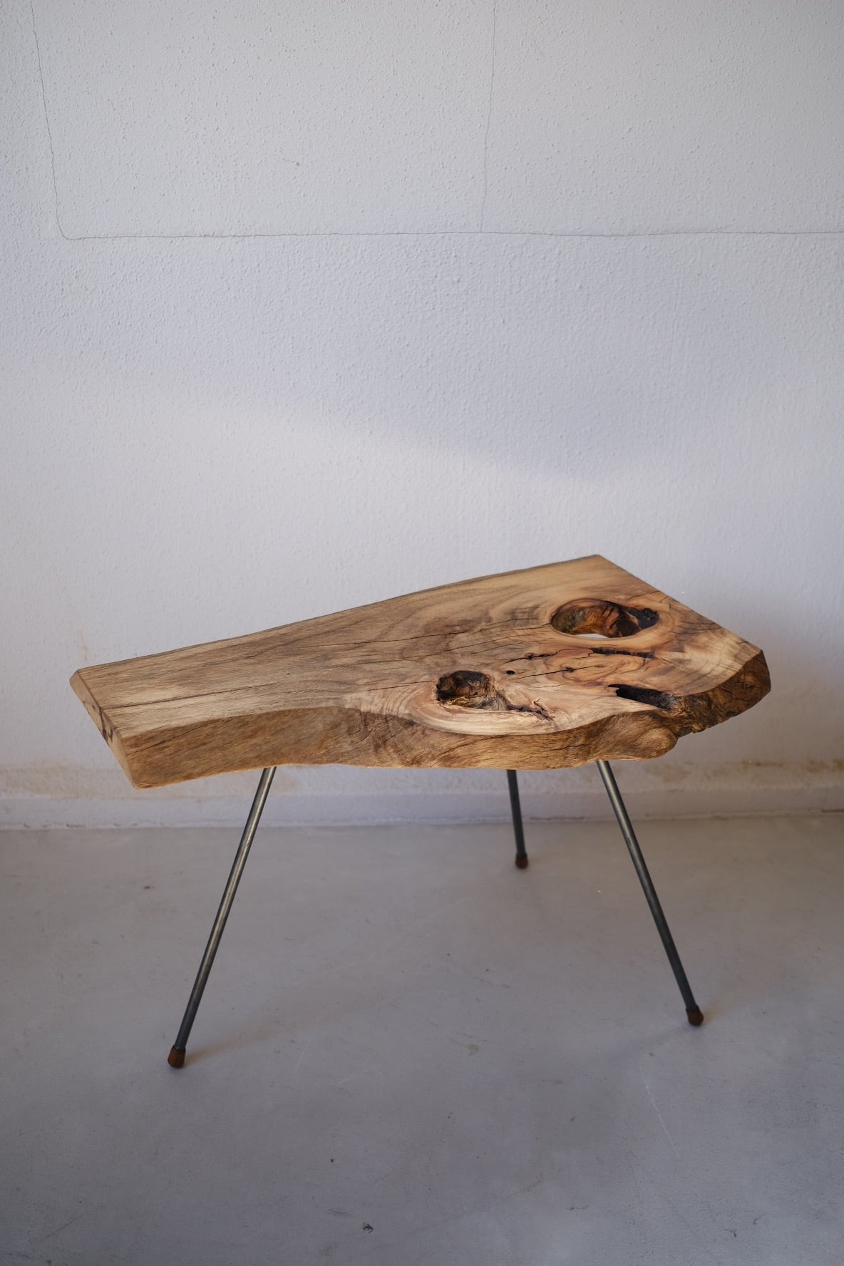 Side Table サイドテーブル -楠 KUSUNOKI- | TORINOKI FURNITURE