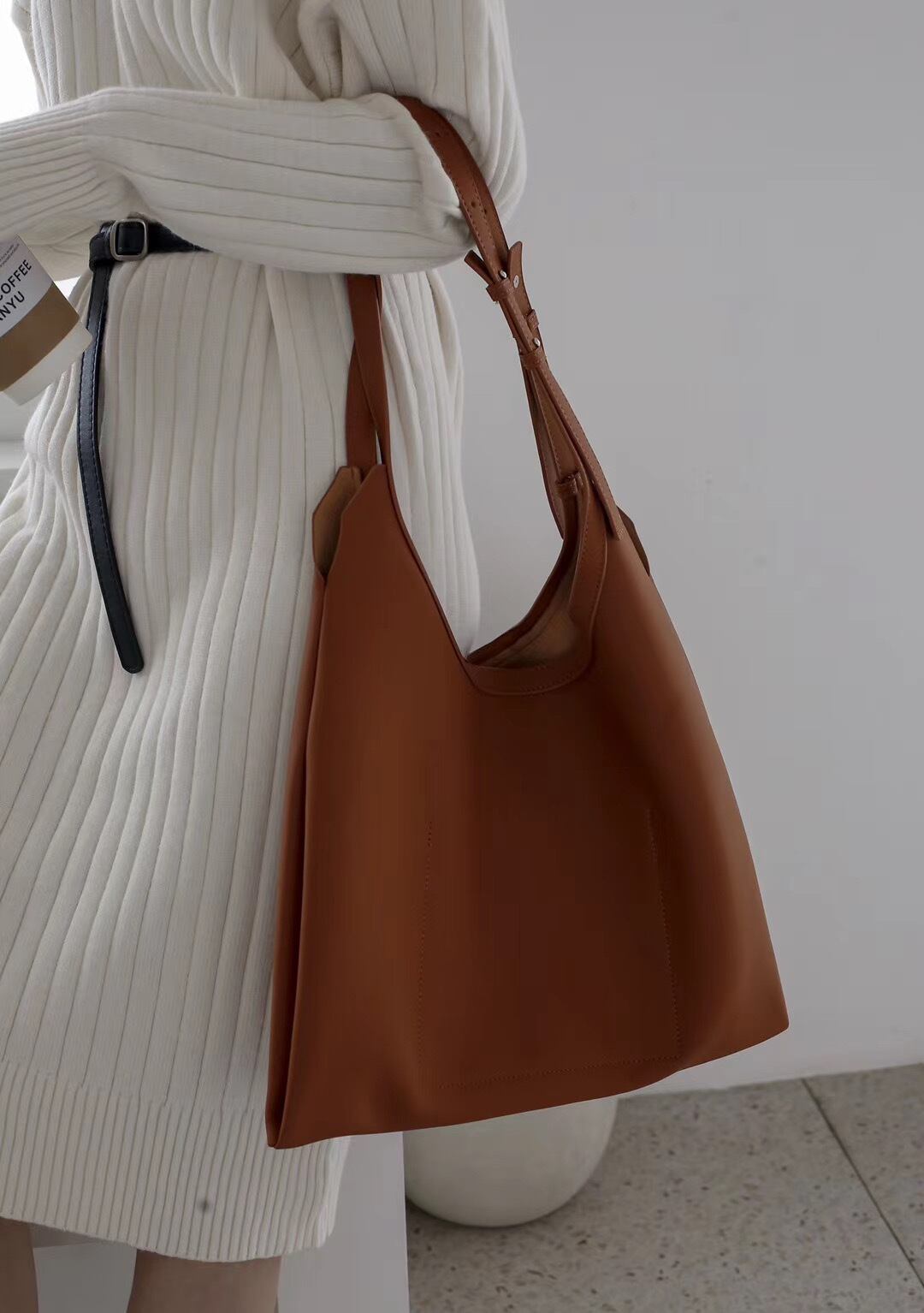 シンプルトートバッグ