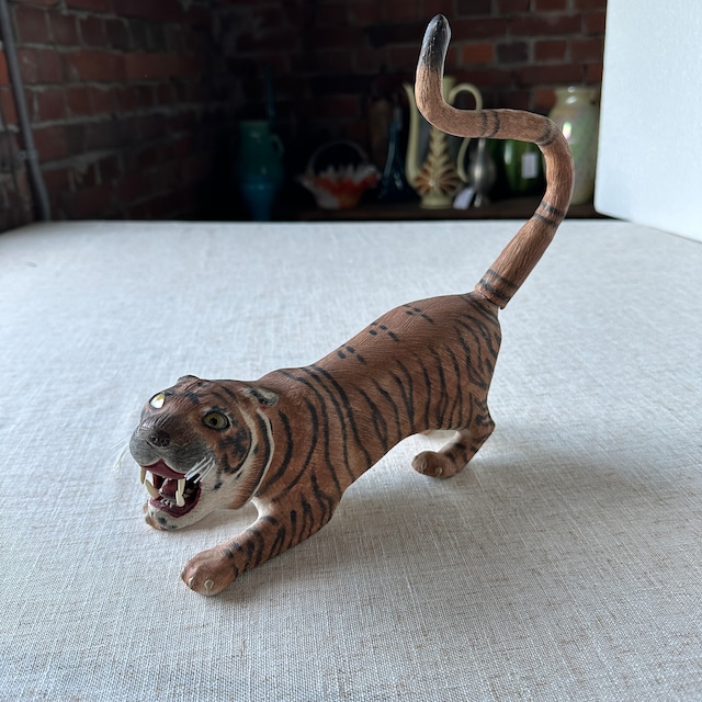 Handmade Tiger Figure Pipe Object