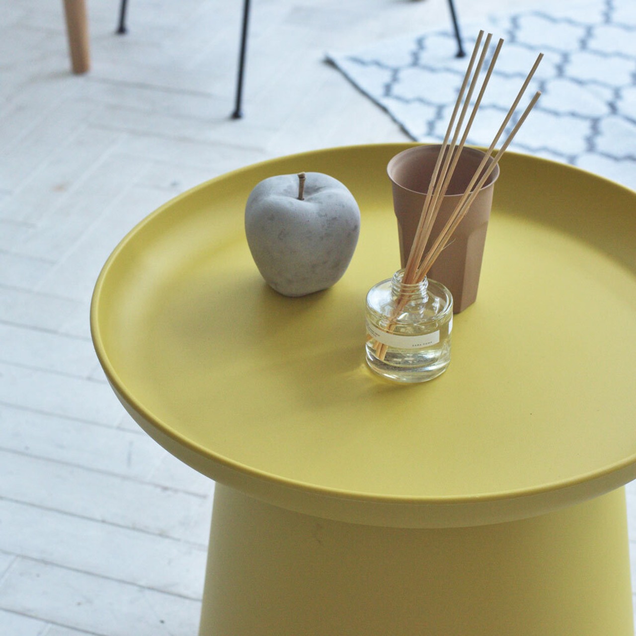 ラウンドテーブル Ｓ テーブル サイドテーブル コーヒーテーブル シンプル リビング