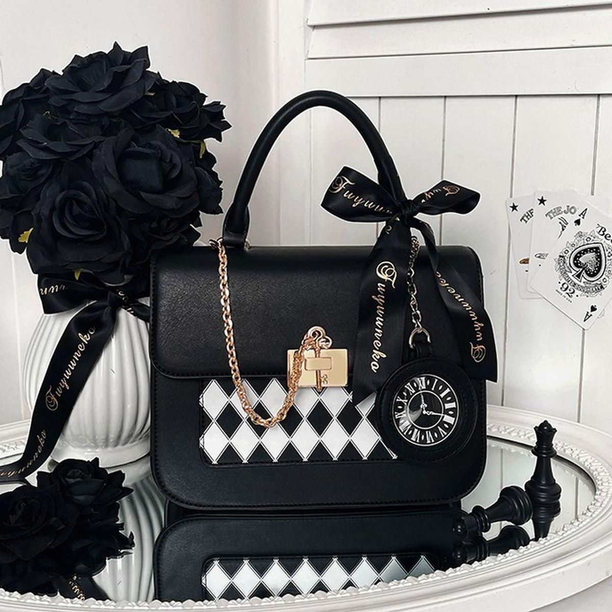 鏡のアリスチェーン付き痛バッグ | Maiden's Rêve