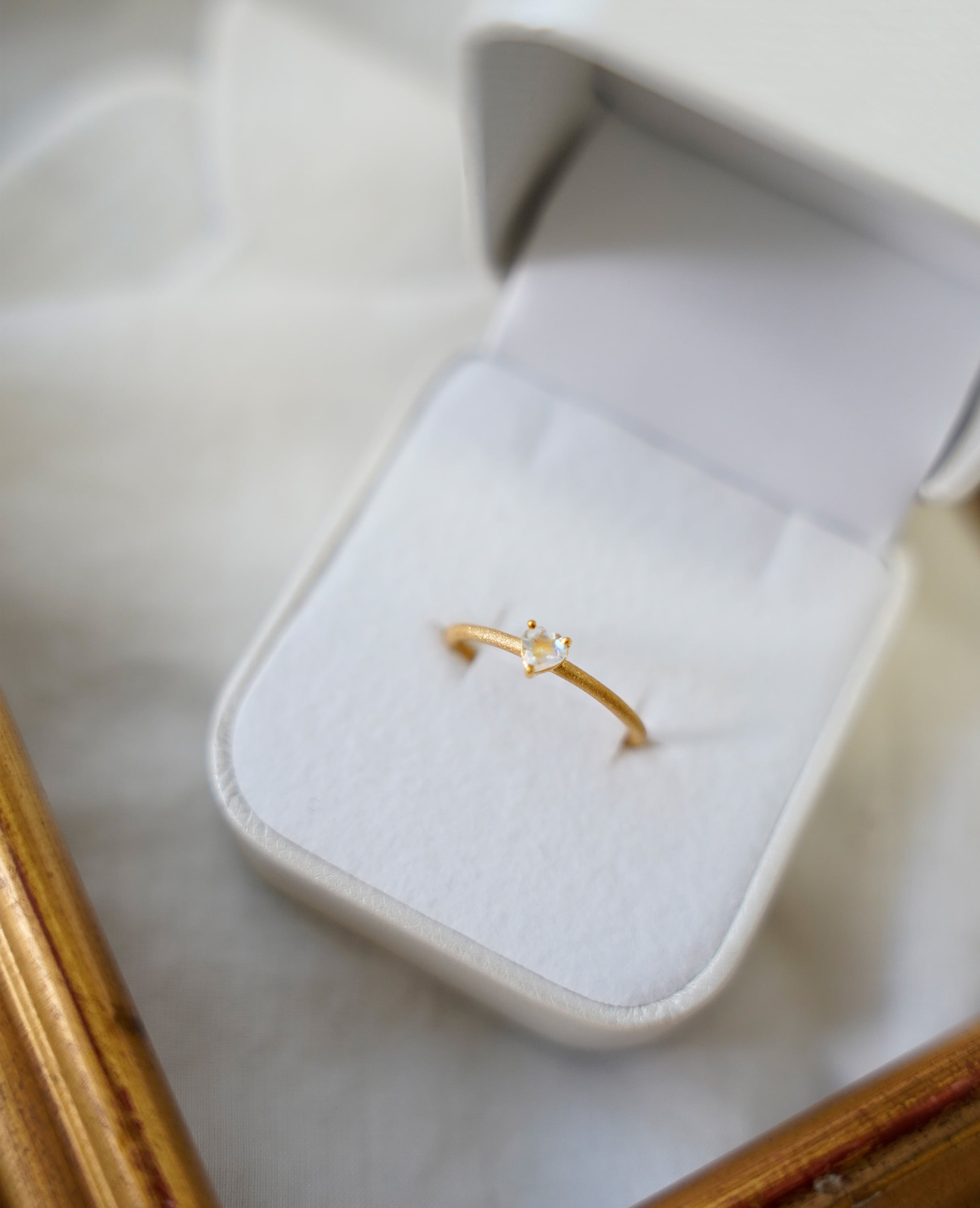 SV）Heart ring Bluemoonstone | Thalatta
