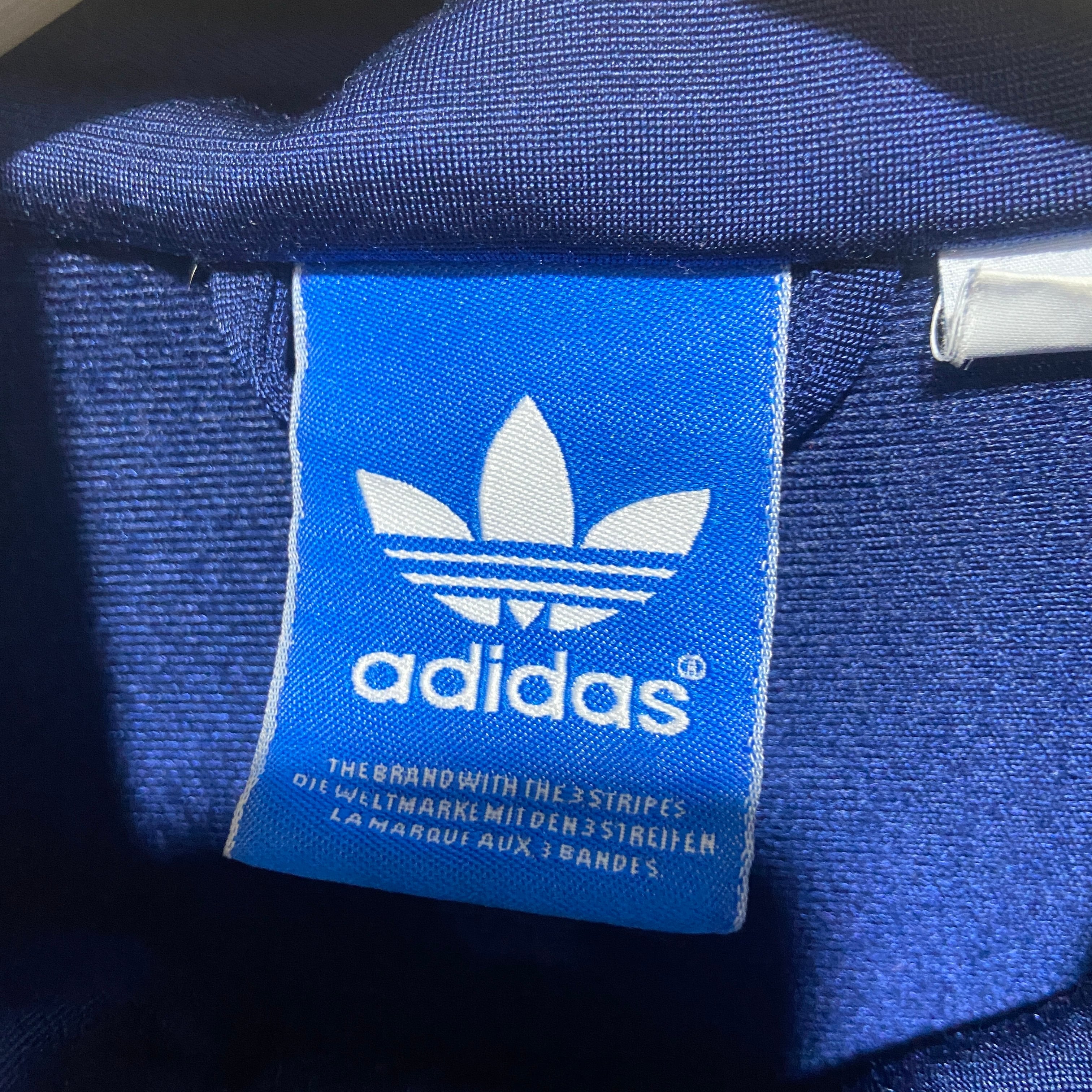 送料無料』adidas ジャージ XL トラックジャケット 刺繍ロゴ ネイビー