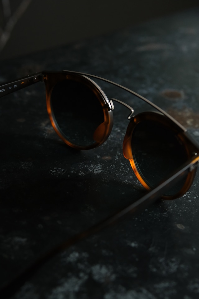 IORI/"Ray-Ban" sunglasses