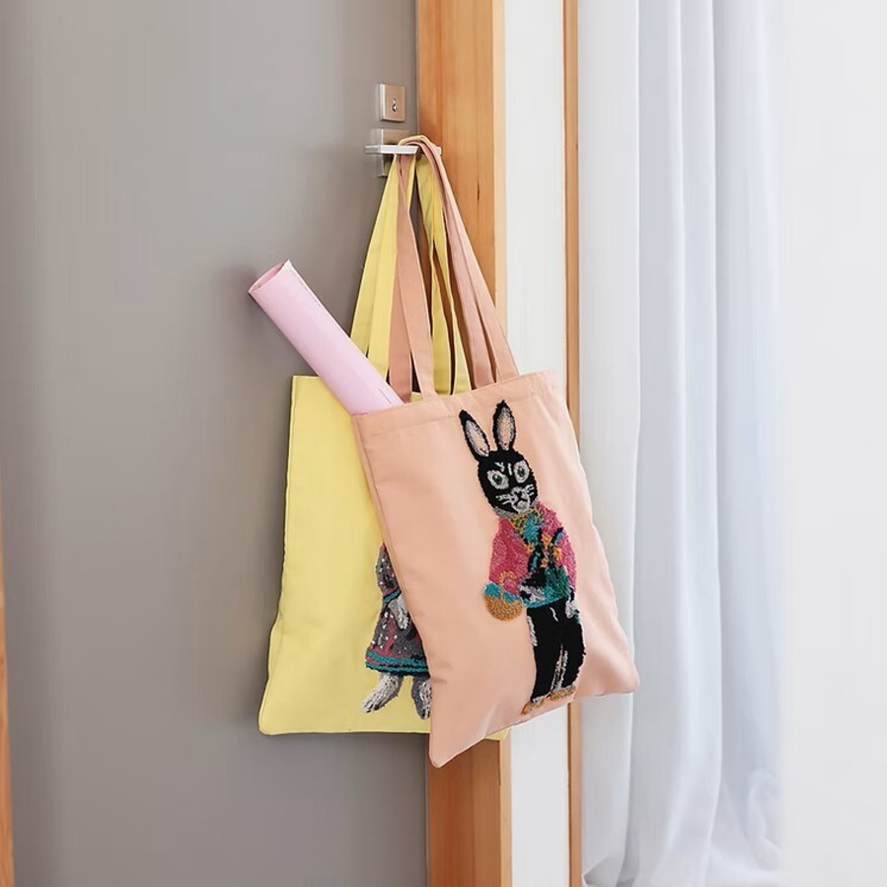Nathalie Lete Fluffy Rectangle tote bag BLANCHE　ナタリーレテ大きなバッグ　黄色いうさぎ