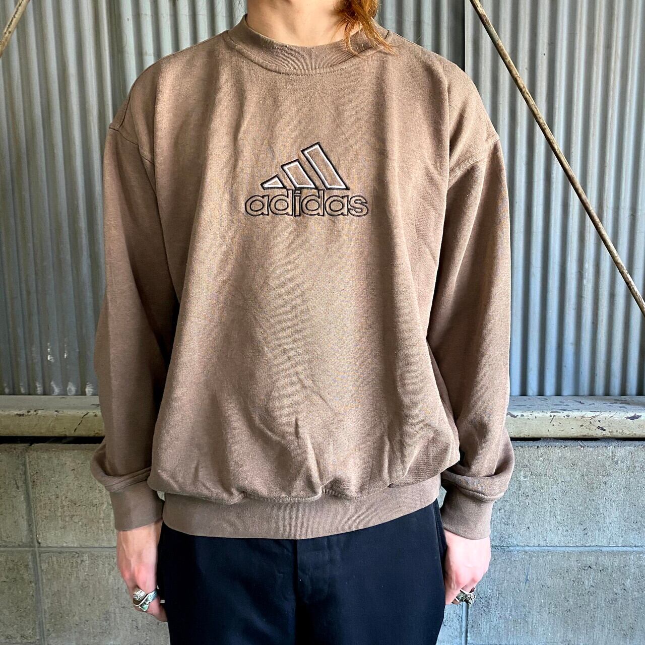 《激レア》アディダス adidas☆スウェット L 刺繍ロゴ カーキ