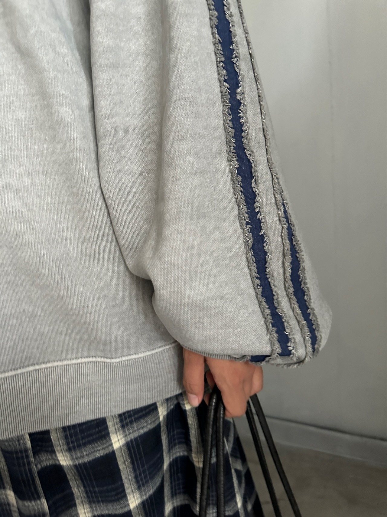 【unused.lab】Sideline denim patch スウェット/グレー
