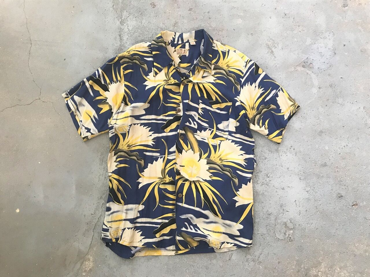 90s EAST WIND SUN SURF by TOYO ENT rayon aloha shirt