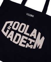 【直営限定ITEM】COOLA オーバルロゴプリントラージトートバッグ (BEIGE)　CQ-48550H