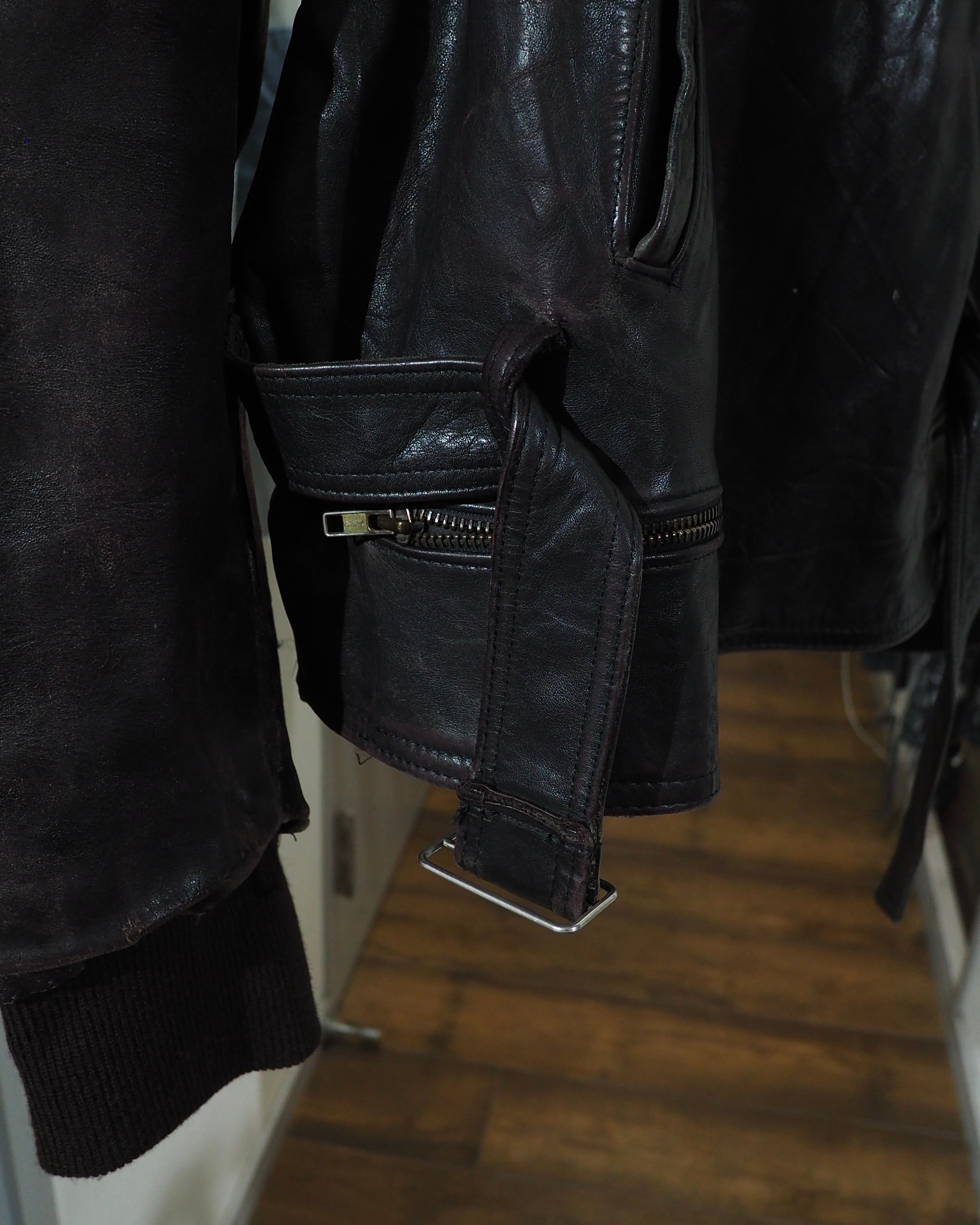 " Unknown - Handmade " Beautiful Aging Special Vintage Leather Jacket