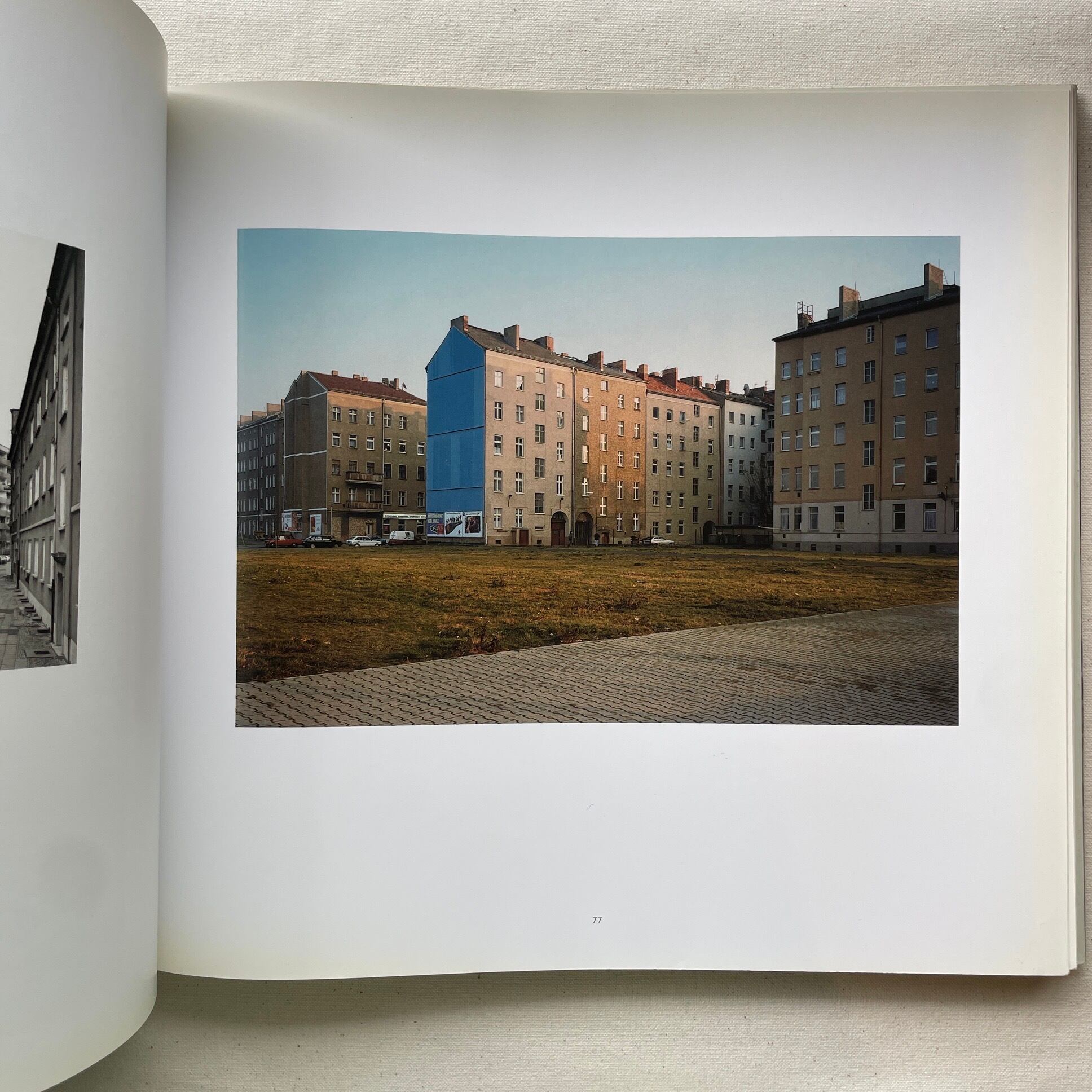 Thomas Struth: 1977-2002 (トーマス・シュトゥルート) | 汀線