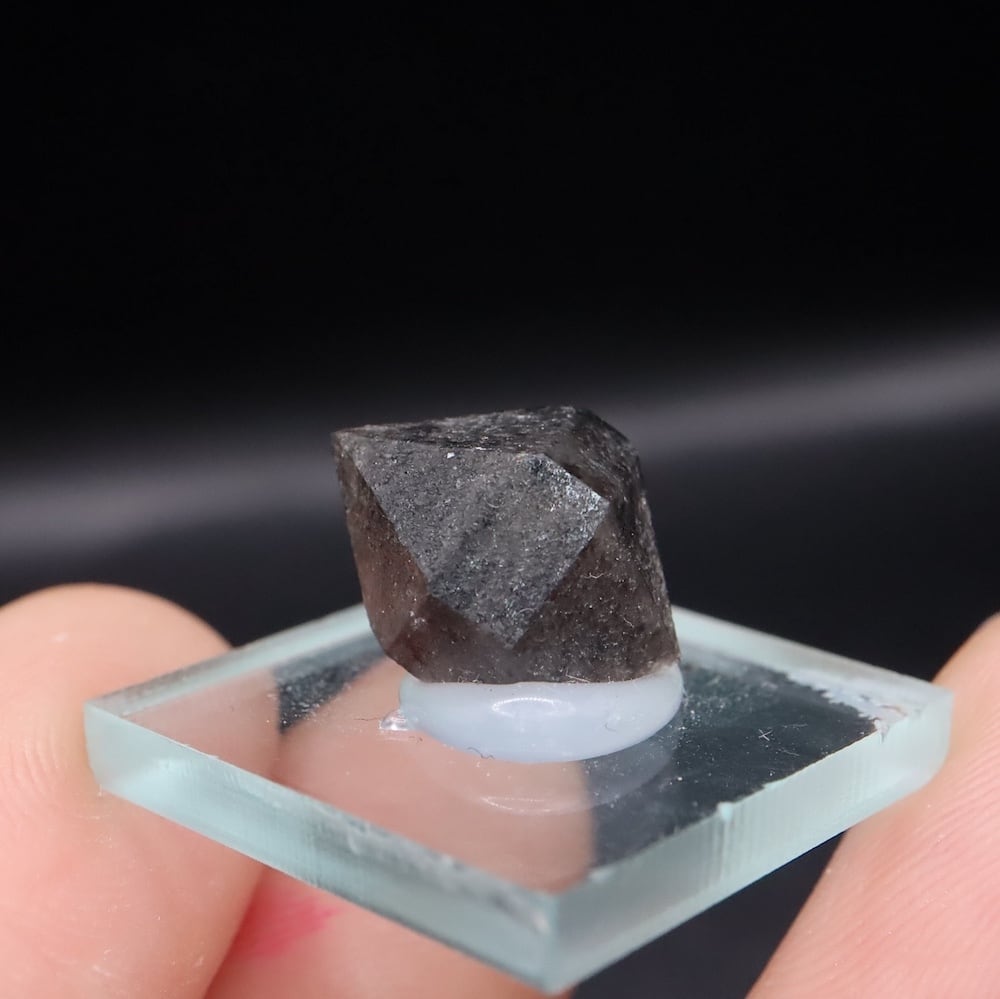クォーツ マグネタイトインクルージョン 水晶 QZ321 鉱物 原石 天然石
