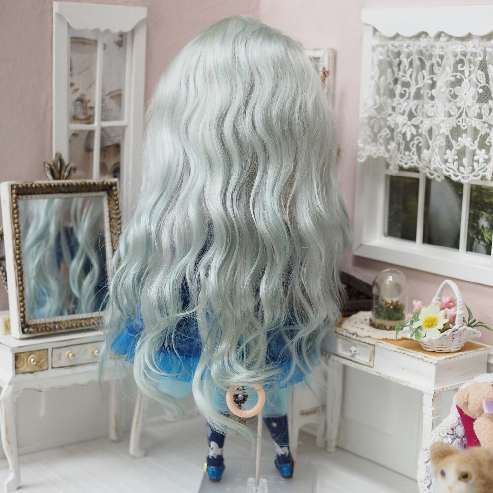 ネオブライス モヘアウィッグ センターパートウェーブ ヤンパモリ