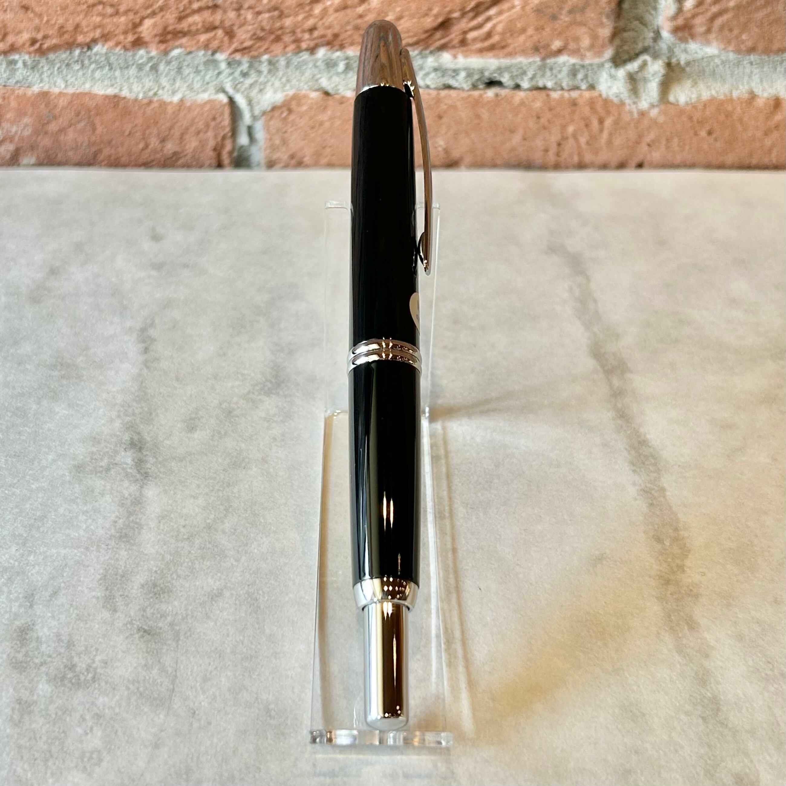 廃盤品】PILOT「 キャップレス万年筆（ブラック）」／字幅М／特殊合金