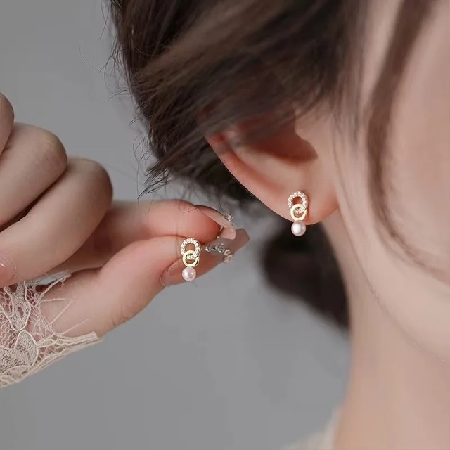 Double Loop Pearl Pierce（ダブルループパールピアス）