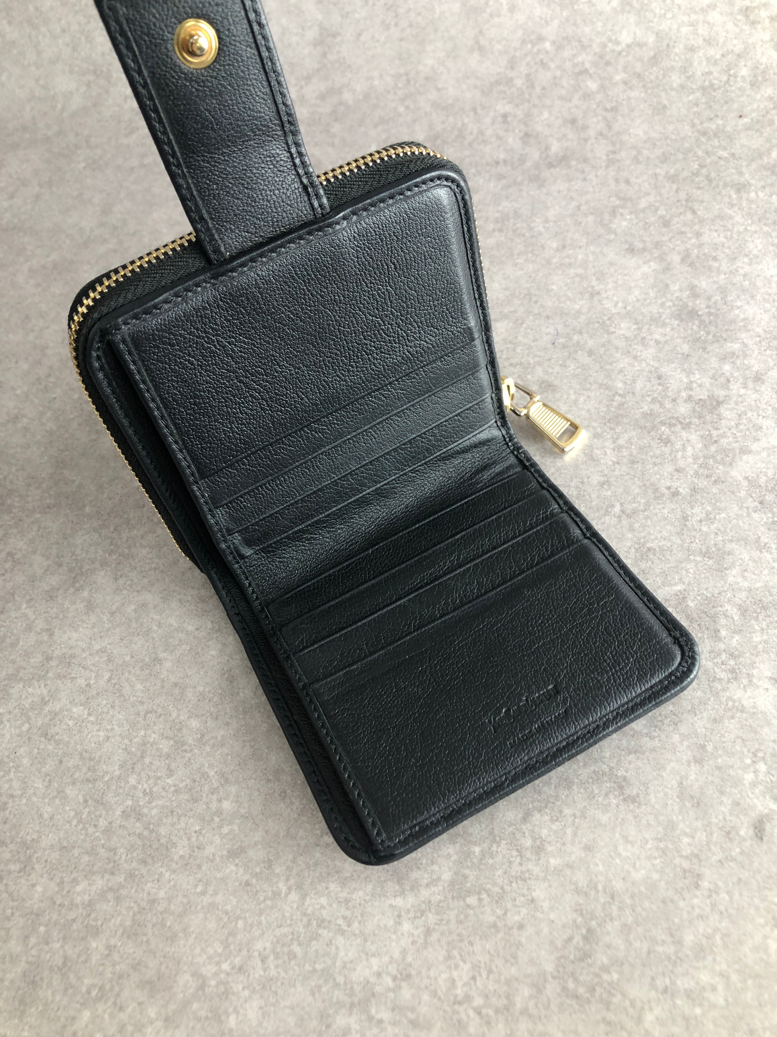 Yves Saint Laurent イヴ・サンローラン 財布 ブラック YSL レザー 2