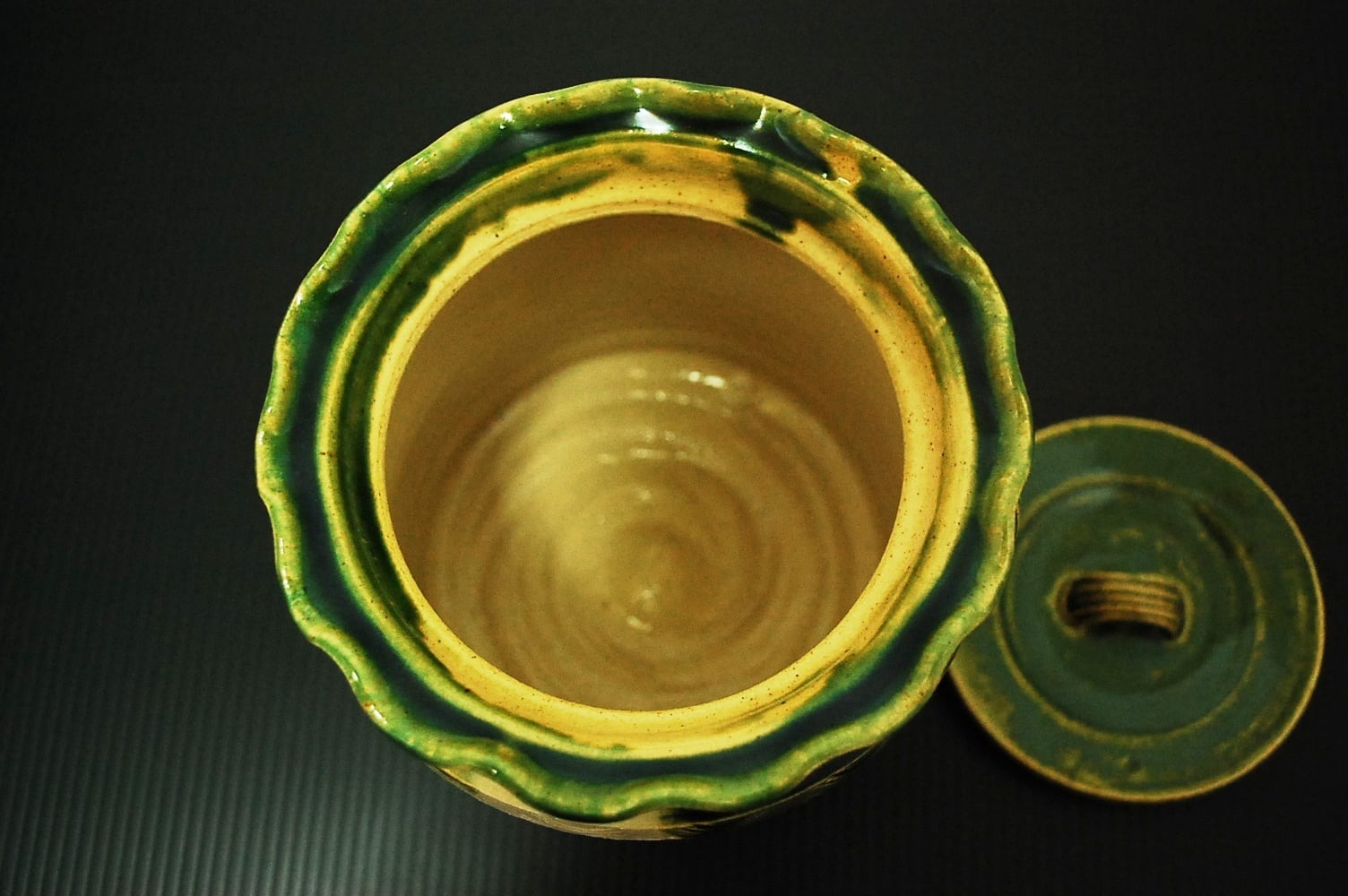 茶道具】山月窯 川本了生 造 織部水指 | 茶道具・趣味の陶器 萬谷