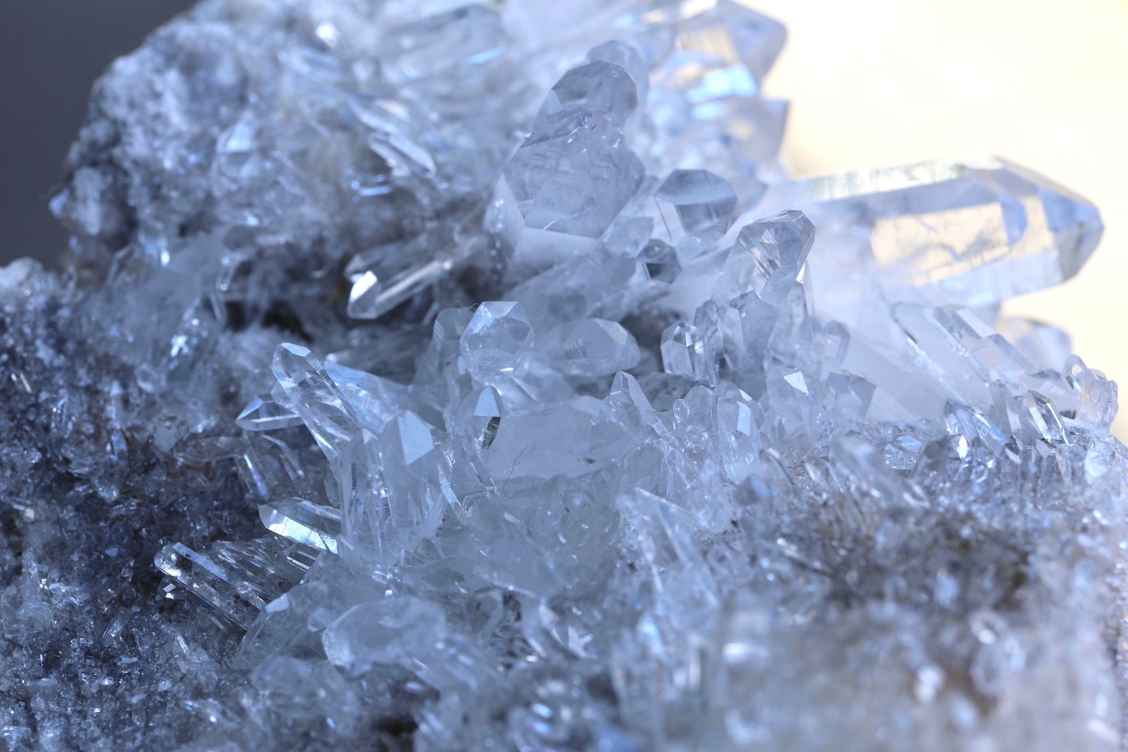 ヒマラヤ水晶 ダウラギリ産 | 石垣島の夜光貝アクセサリーとヒマラヤ