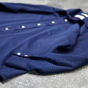 70's dot pattern shirt