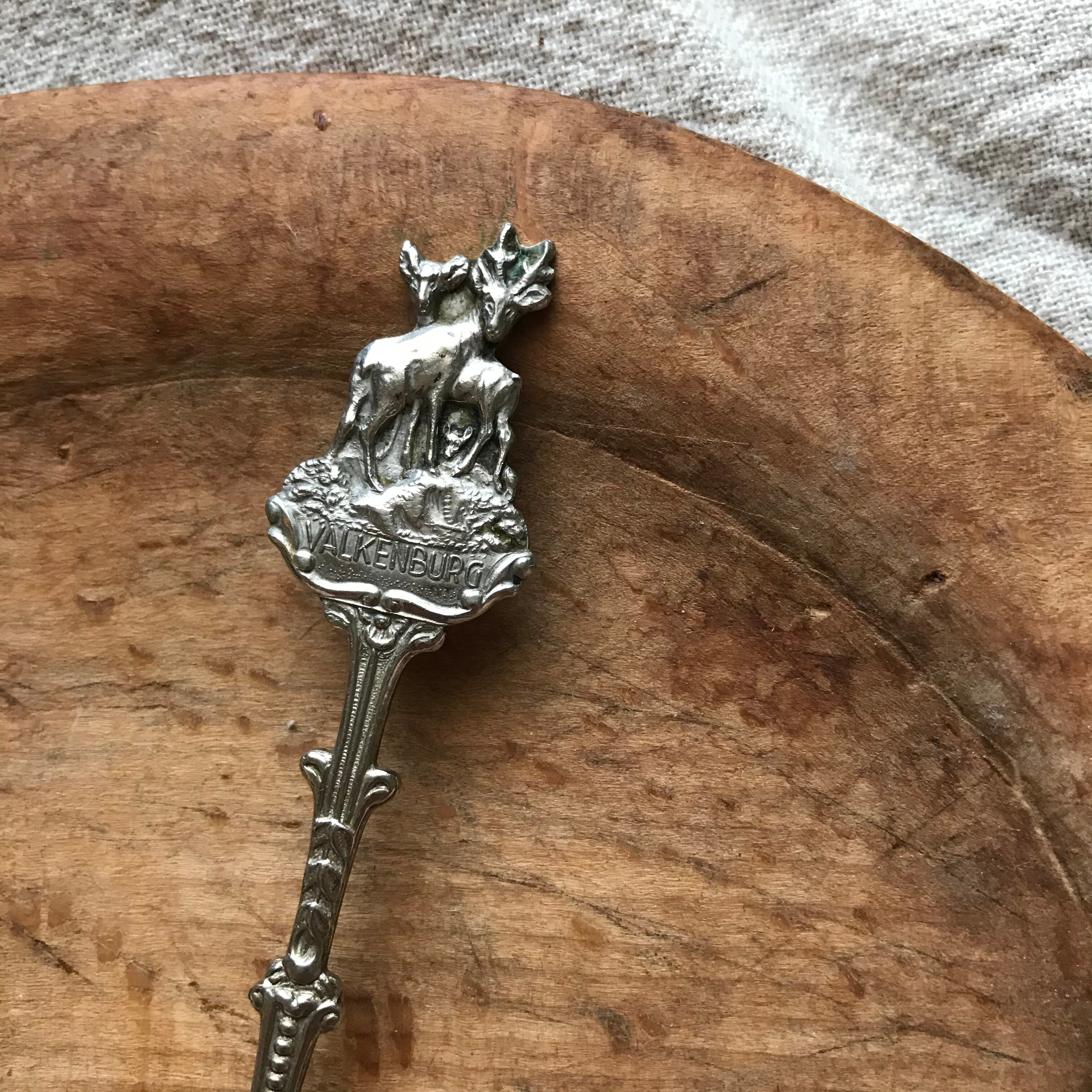 鹿たちのティースプーン