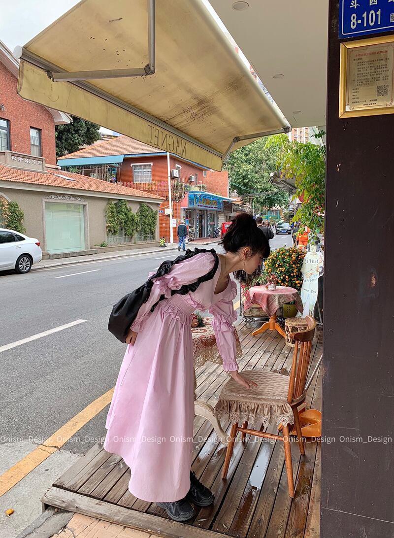 Vネックレースロングスカート 薄手ウェストソリッド カラー長袖スリーブドレス スプリングレディース 春物 ソリッドカラー ビッグFスモールZ韓国66106689374