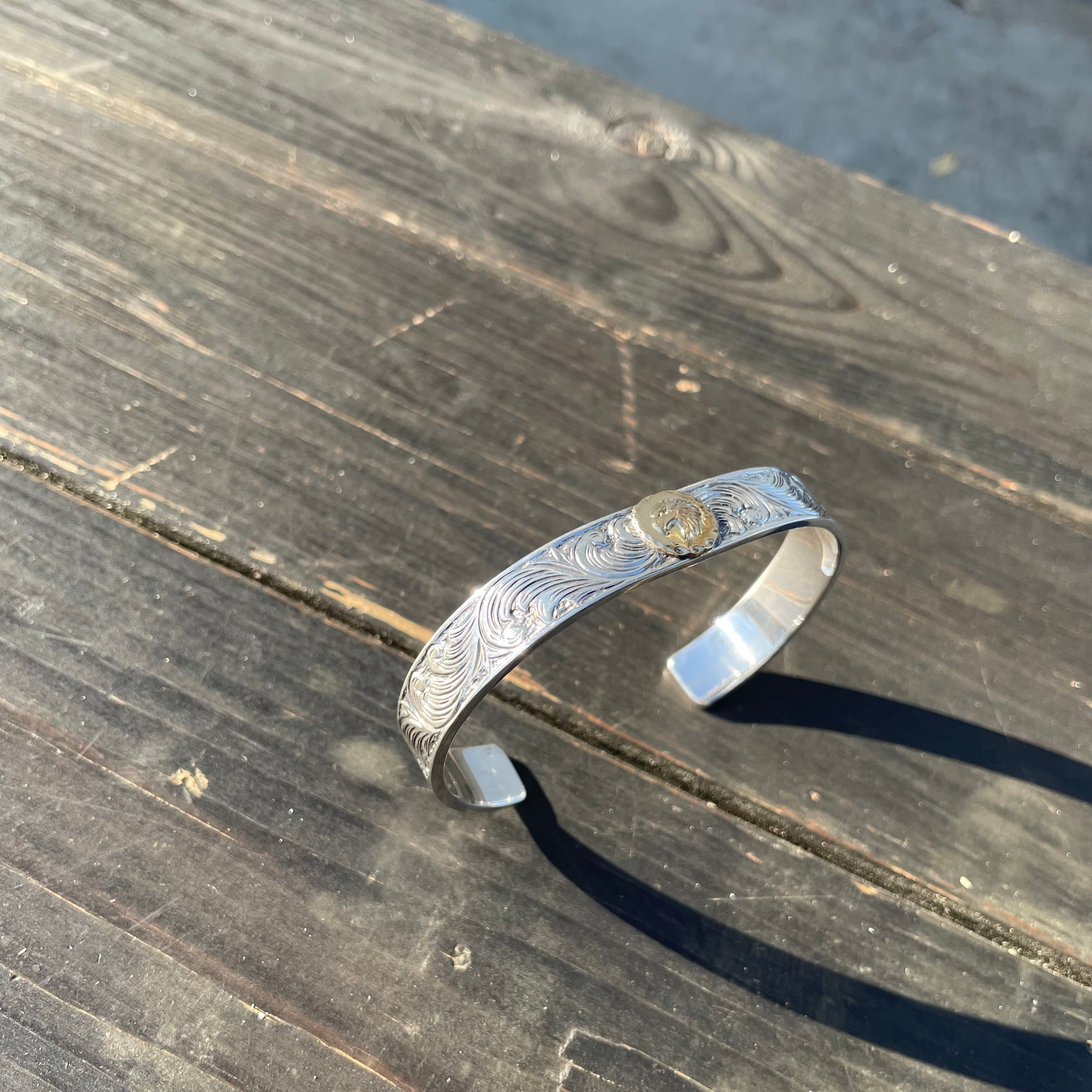 K18 Eagle Head Engraving Bangle | LENNY SILVERSMITH