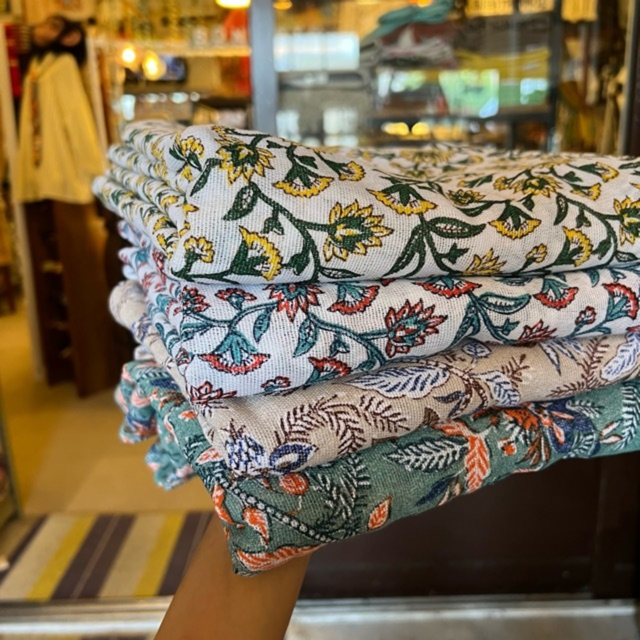 MULTI CLOTH BOMBAY/GARDEN　4type　マルチクロス　BOMBAY　GARDEN　マルチカバー　クロス　花柄　フラワー