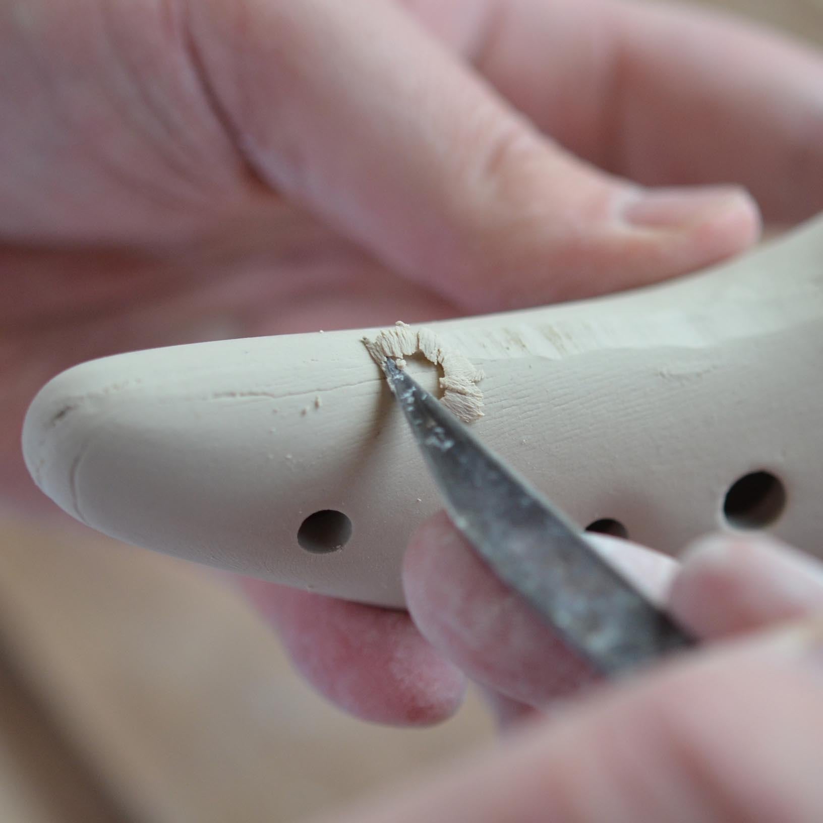 MOMOYAMA period ～プロのオカリナ奏者が認める美濃焼オカリナ～ 国際