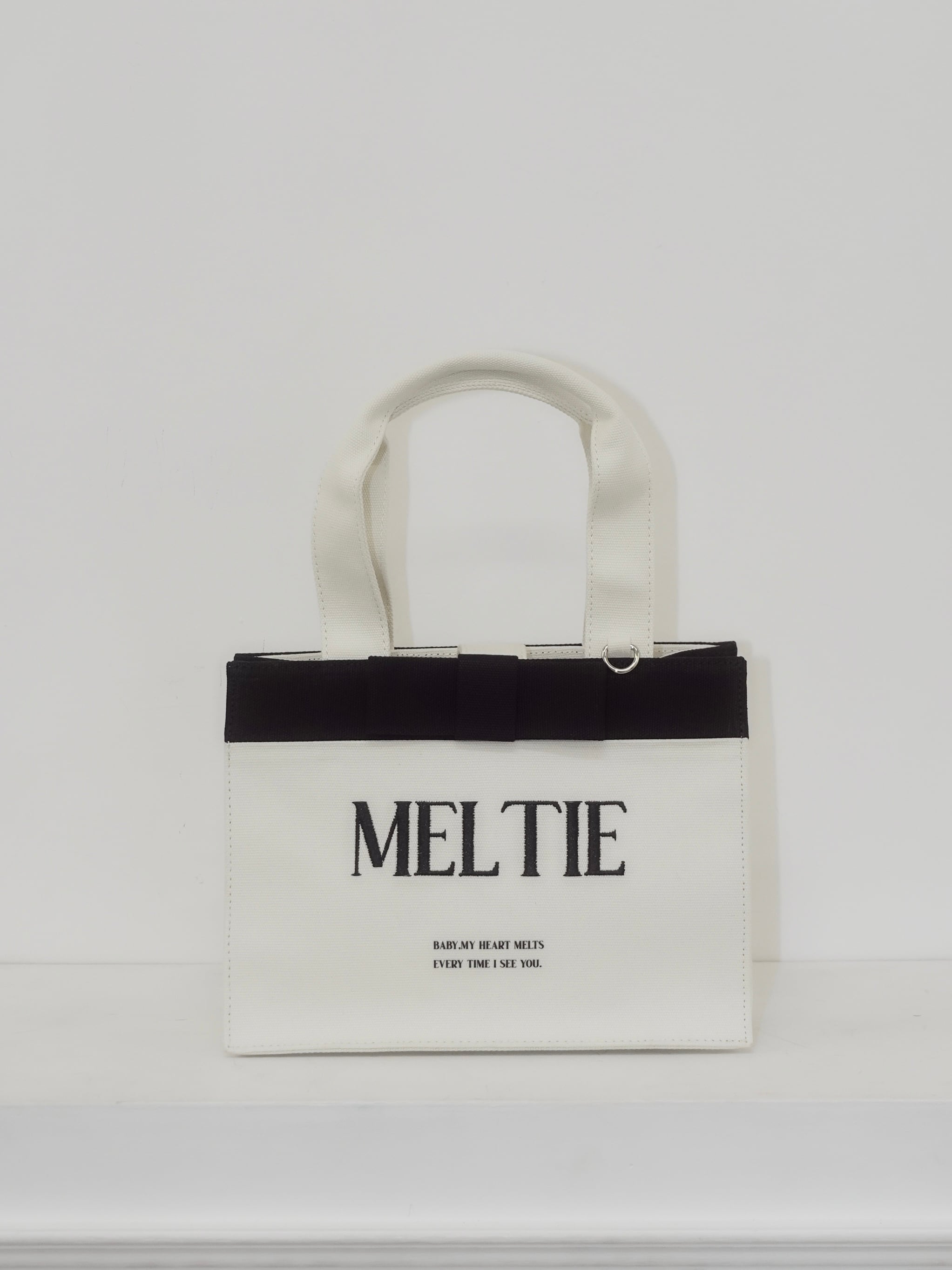 ribbon canvas tote bag〈MEDIUM〉 | meltie