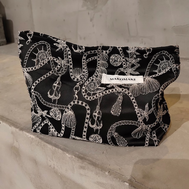 Geometric design pouch S1713