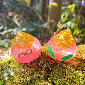 桃龍さまがくれた桃オルゴナイト