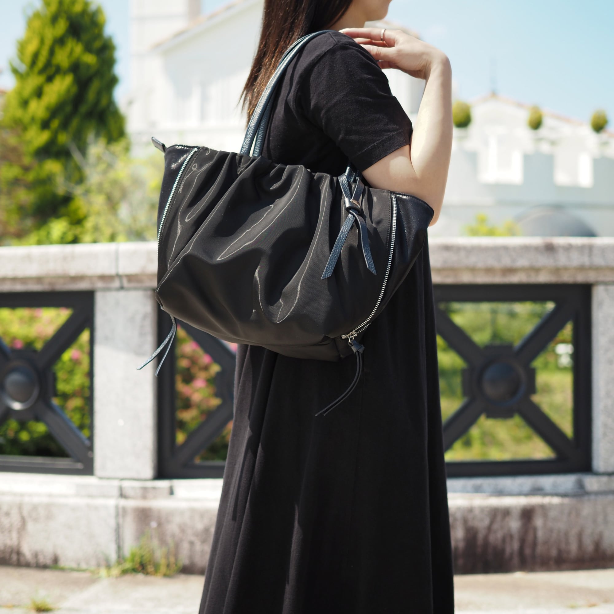 大人気トートバッグ(Mサイズ) NS-0347MAD (099609) ブラック