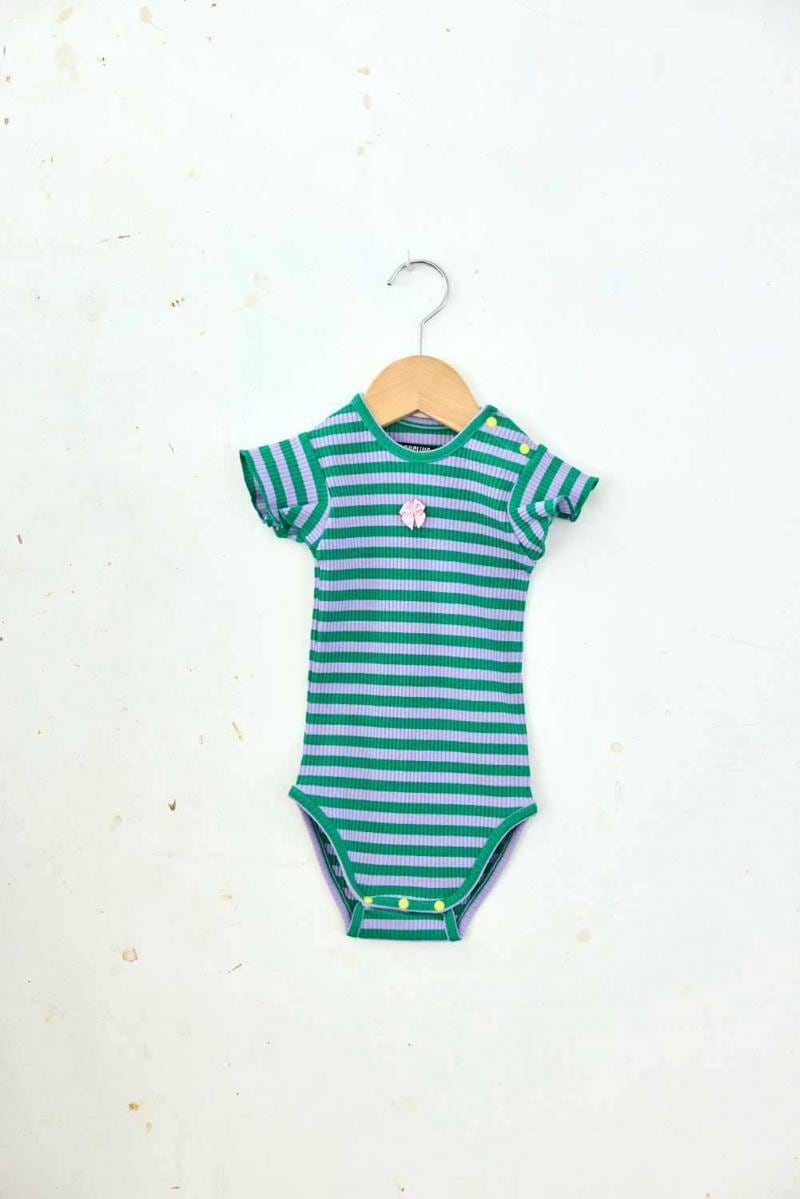 【26SS】KOQUELIKO(コキュリコ)Frill summer body green border(XXS/XS)ロンパース グリーン ボーダー